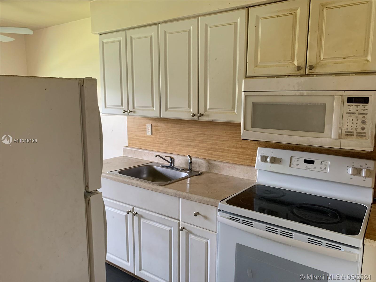See details / 2956 sq. ft. $ 2021-05-28 0 Photo