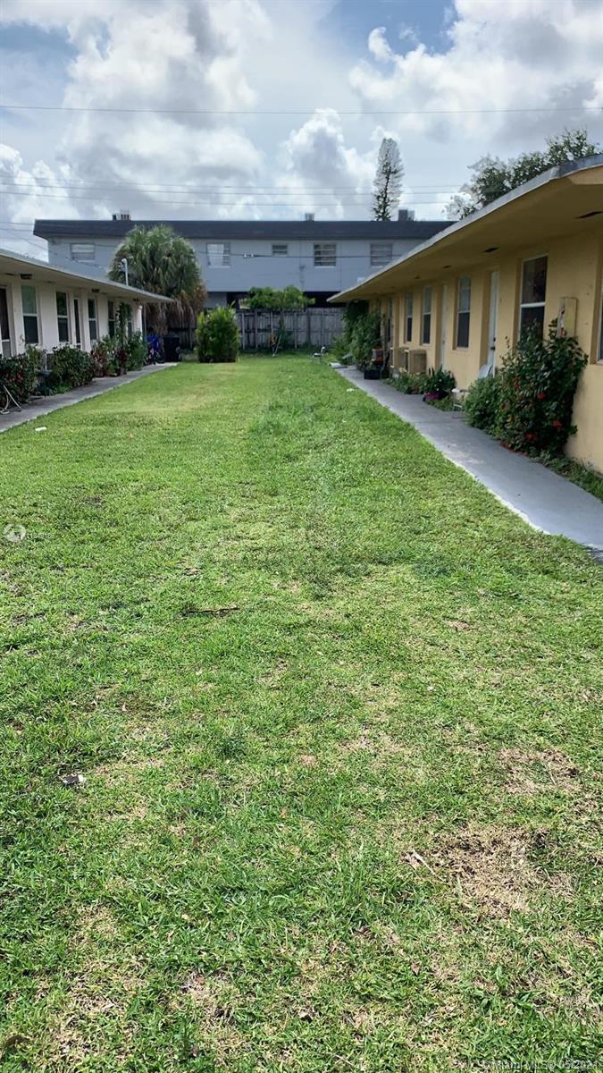 See details / 2956 sq. ft. $ 2021-05-28 0 Photo