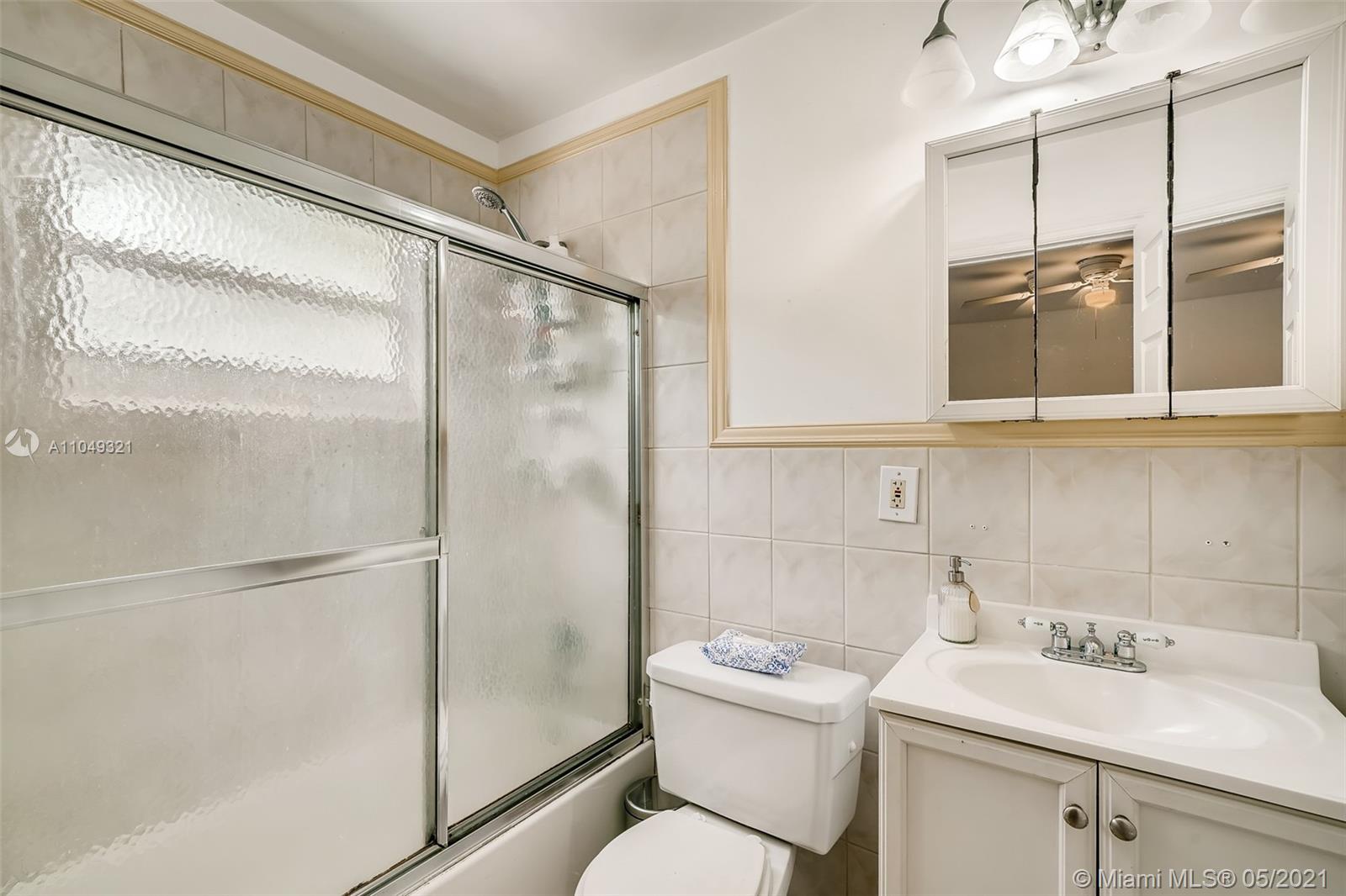 See details / 1920 sq. ft. $ 2021-05-28 0 Photo