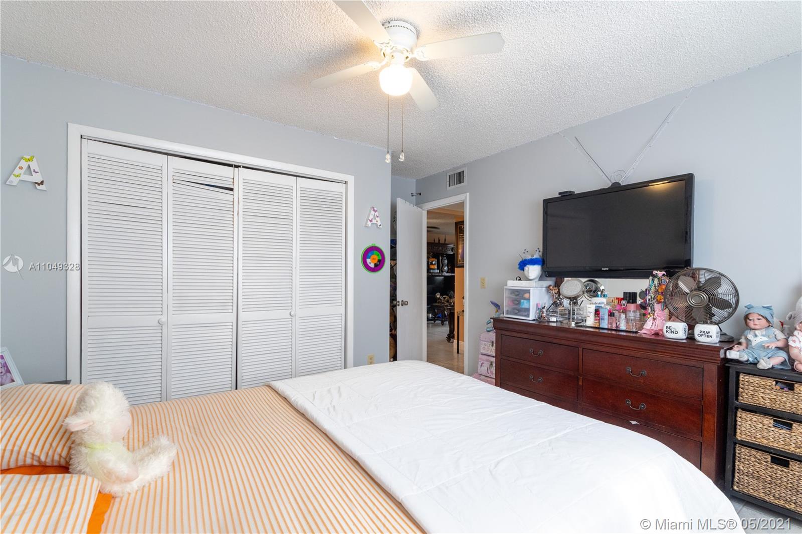 See details / 3531 sq. ft. $ 2021-05-28 0 Photo