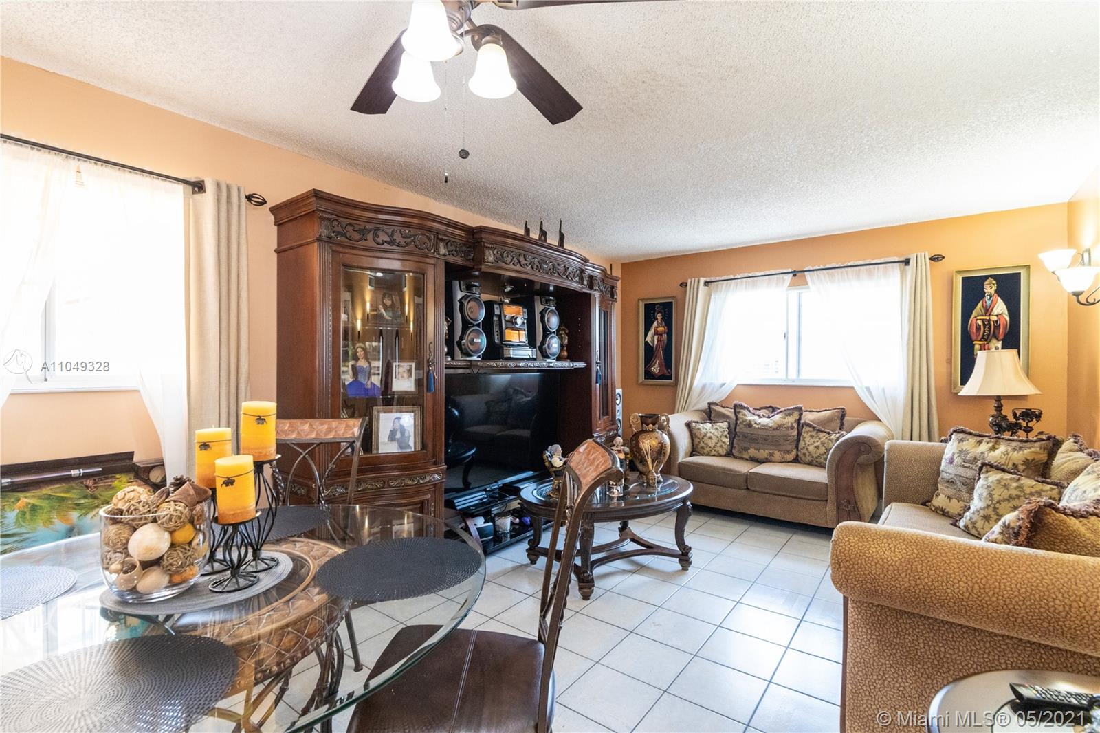 See details / 3531 sq. ft. $ 2021-05-28 0 Photo