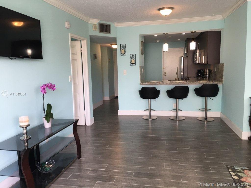 Photo of 3725 Ocean Dr #325, Hollywood, Florida, 33019 -