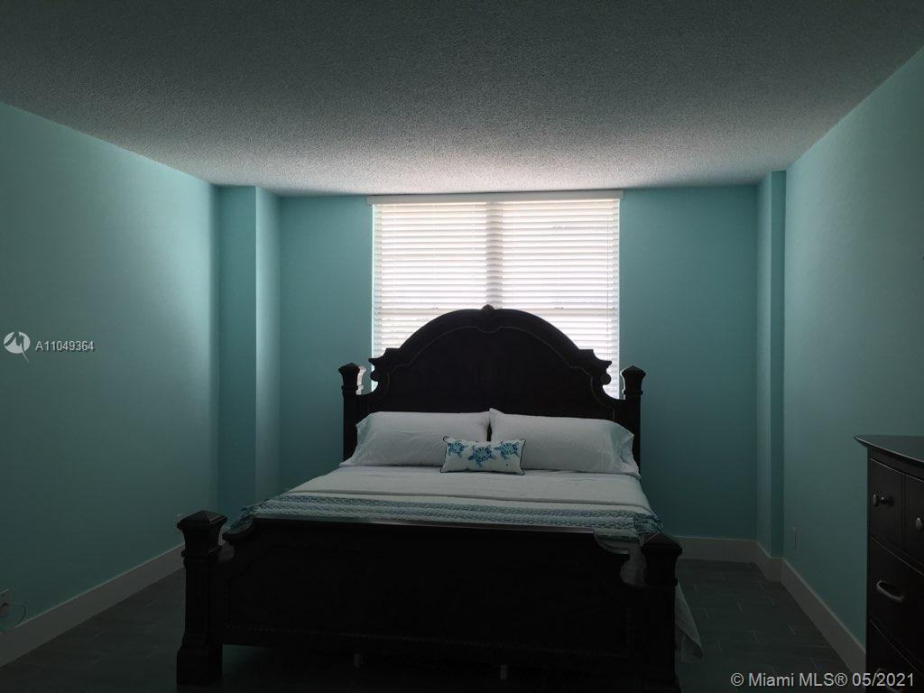 Photo of 3725 Ocean Dr #325, Hollywood, Florida, 33019 -