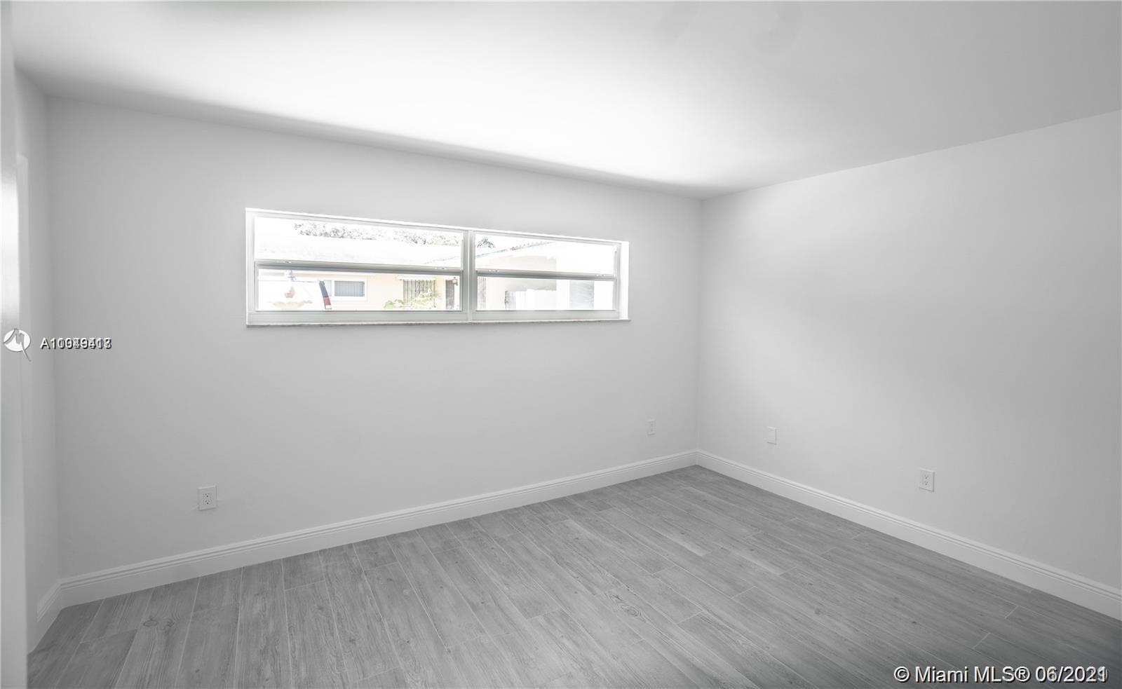 See details / 1965 sq. ft. $ 2021-05-28 0 Photo