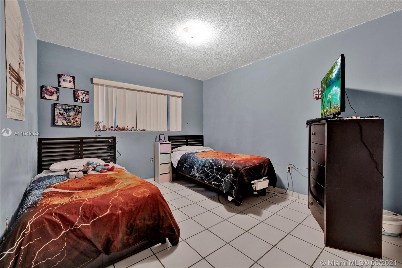 See details / 2717 sq. ft. $ 2021-05-30 0 Photo