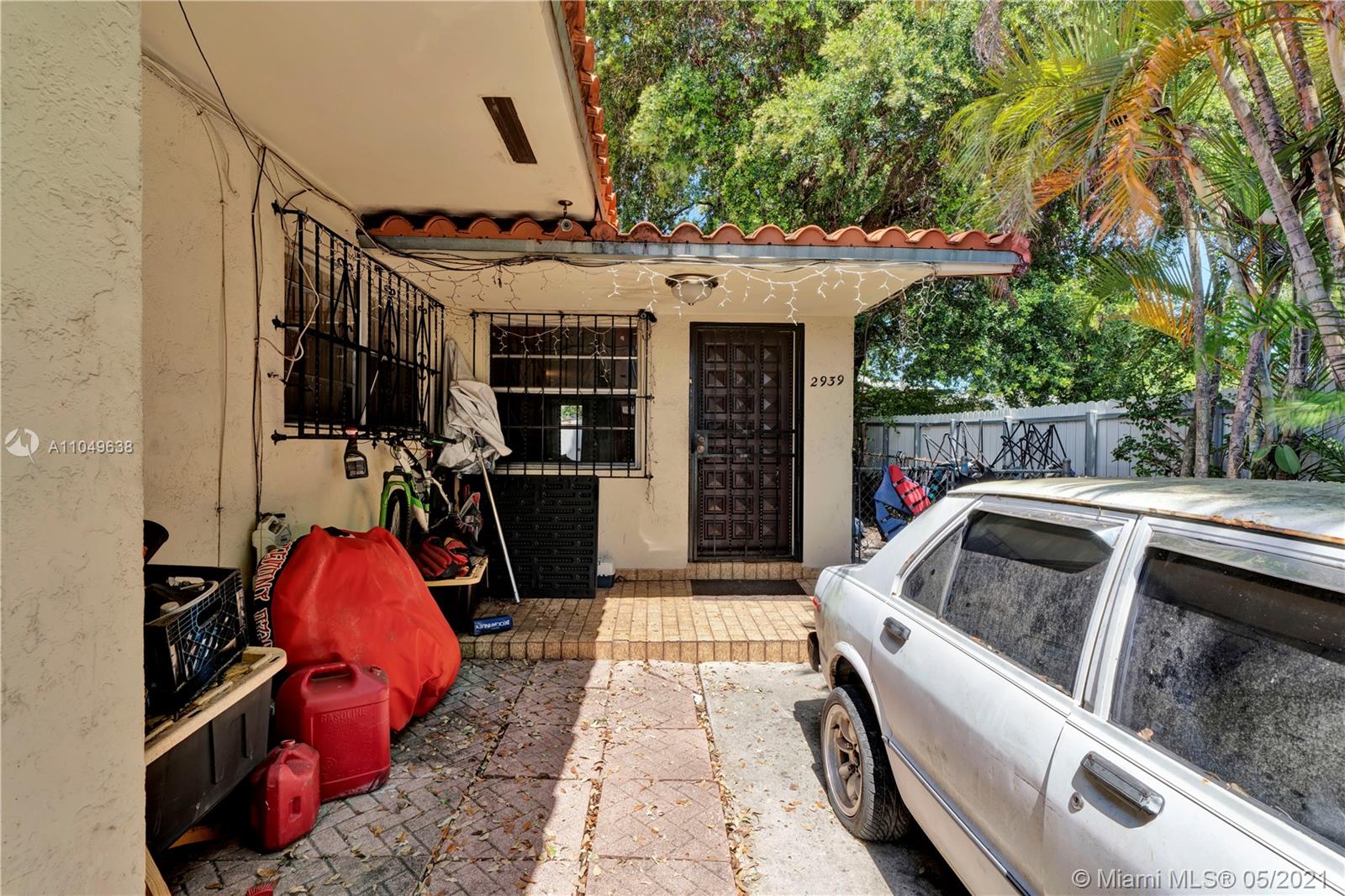 See details / 2717 sq. ft. $ 2021-05-30 0 Photo