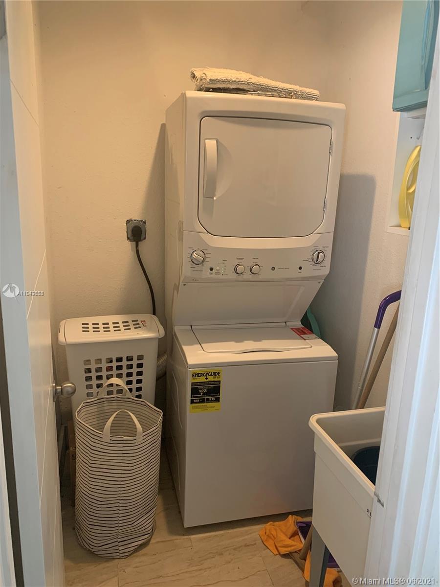 See details / 1696 sq. ft. $ 2021-05-30 0 Photo