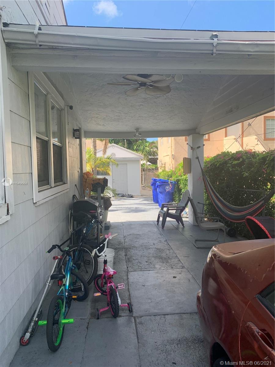 See details / 1696 sq. ft. $ 2021-05-30 0 Photo
