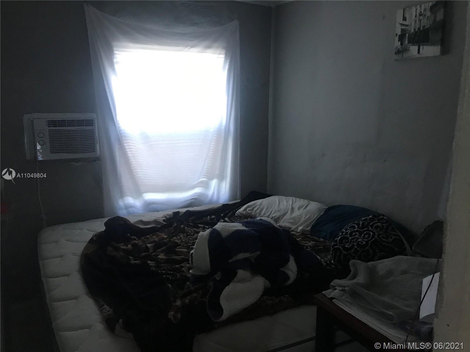 See details / 2101 sq. ft. $ 2021-06-09 0 Photo