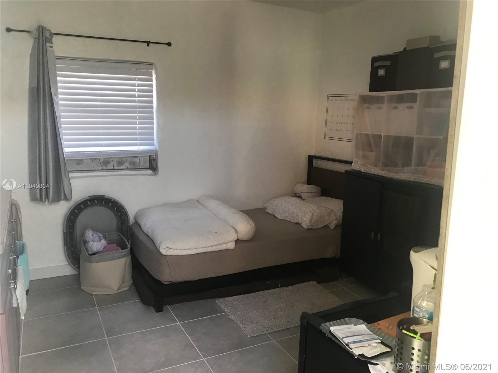 See details / 2101 sq. ft. $ 2021-06-09 0 Photo