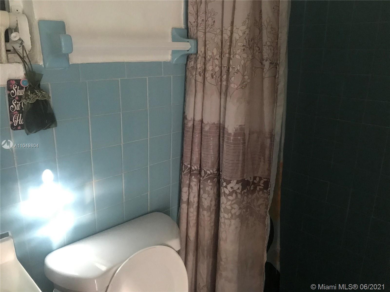 See details / 2101 sq. ft. $ 2021-06-09 0 Photo