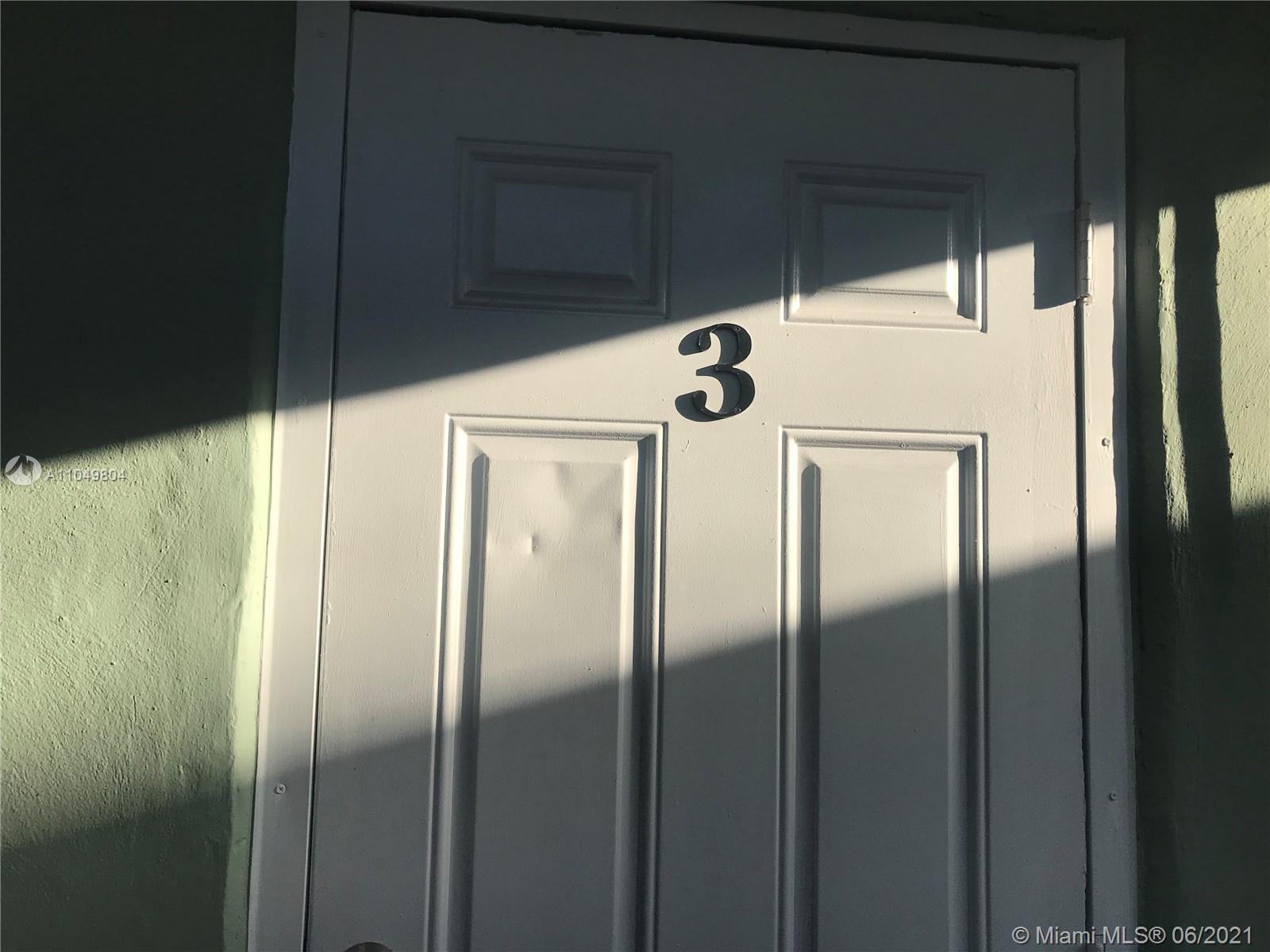 See details / 2101 sq. ft. $ 2021-06-09 0 Photo