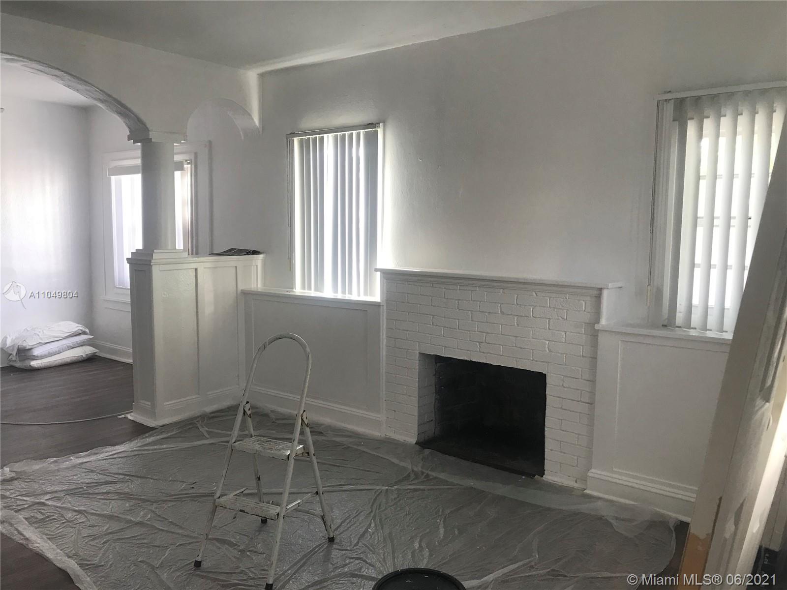 See details / 2101 sq. ft. $ 2021-06-09 0 Photo