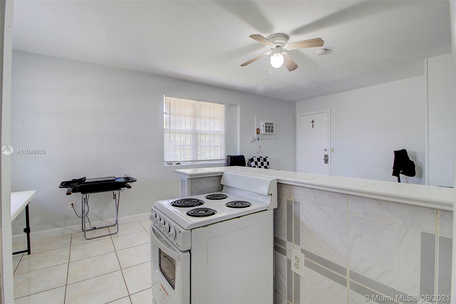 See details / 2034 sq. ft. $ 2021-05-31 0 Photo