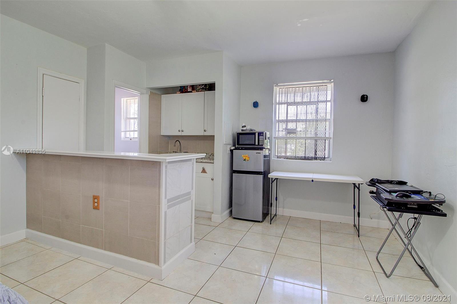 See details / 2034 sq. ft. $ 2021-05-31 0 Photo