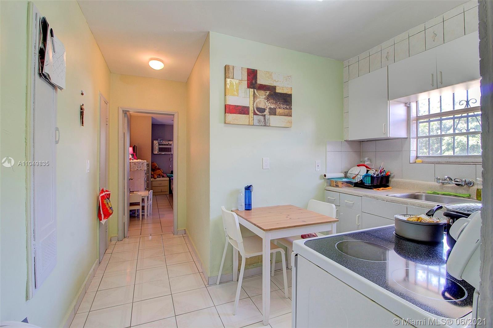 See details / 2034 sq. ft. $ 2021-05-31 0 Photo