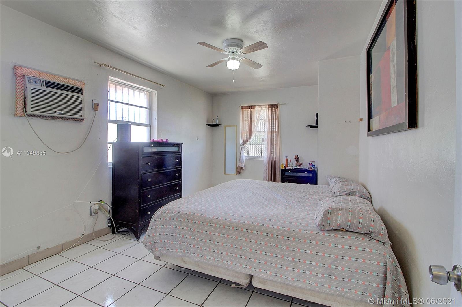 See details / 2034 sq. ft. $ 2021-05-31 0 Photo