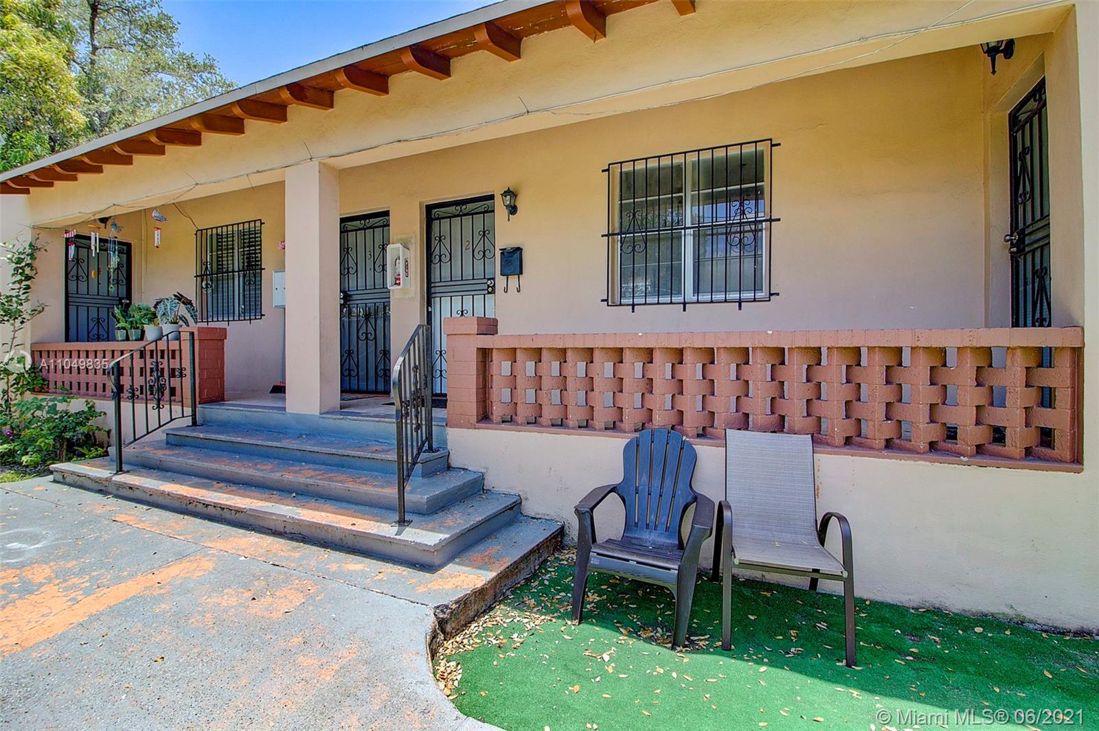 See details / 2034 sq. ft. $ 2021-05-31 0 Photo