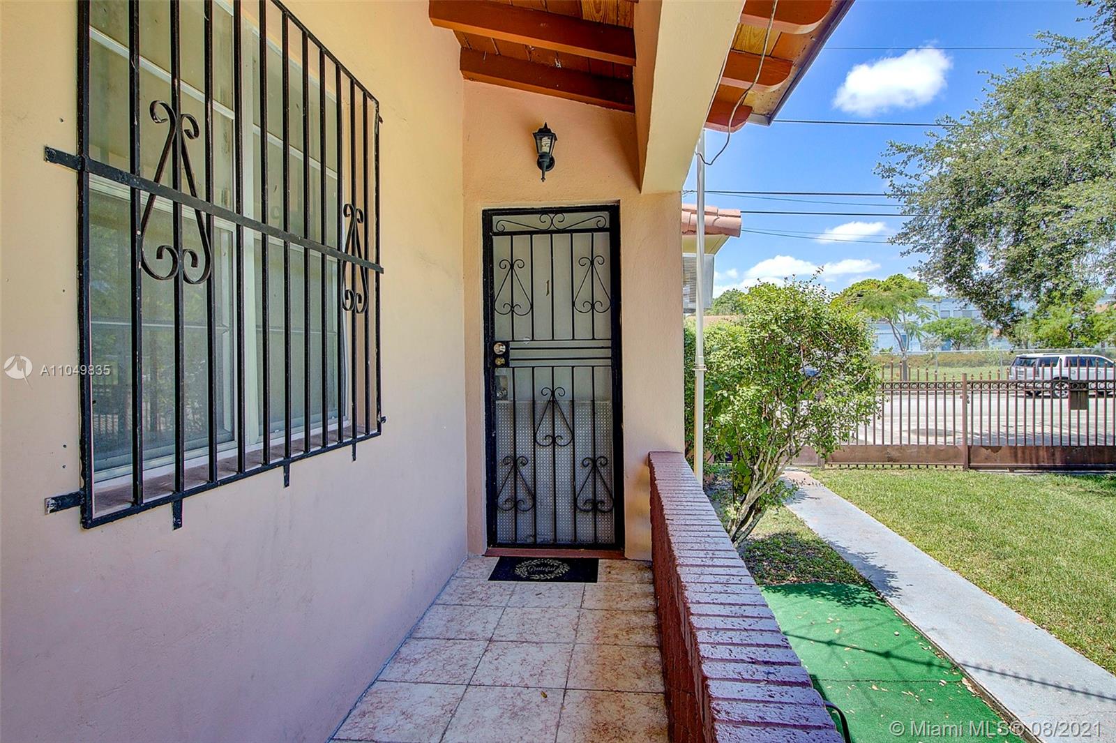 See details / 2034 sq. ft. $ 2021-05-31 0 Photo