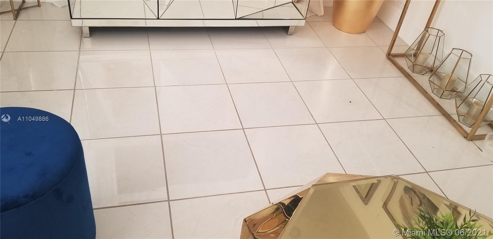 See details / 2100 sq. ft. $ 2021-05-31 0 Photo