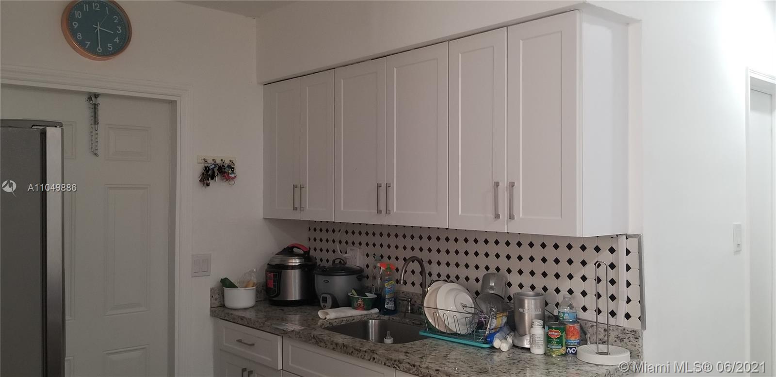 See details / 2100 sq. ft. $ 2021-05-31 0 Photo
