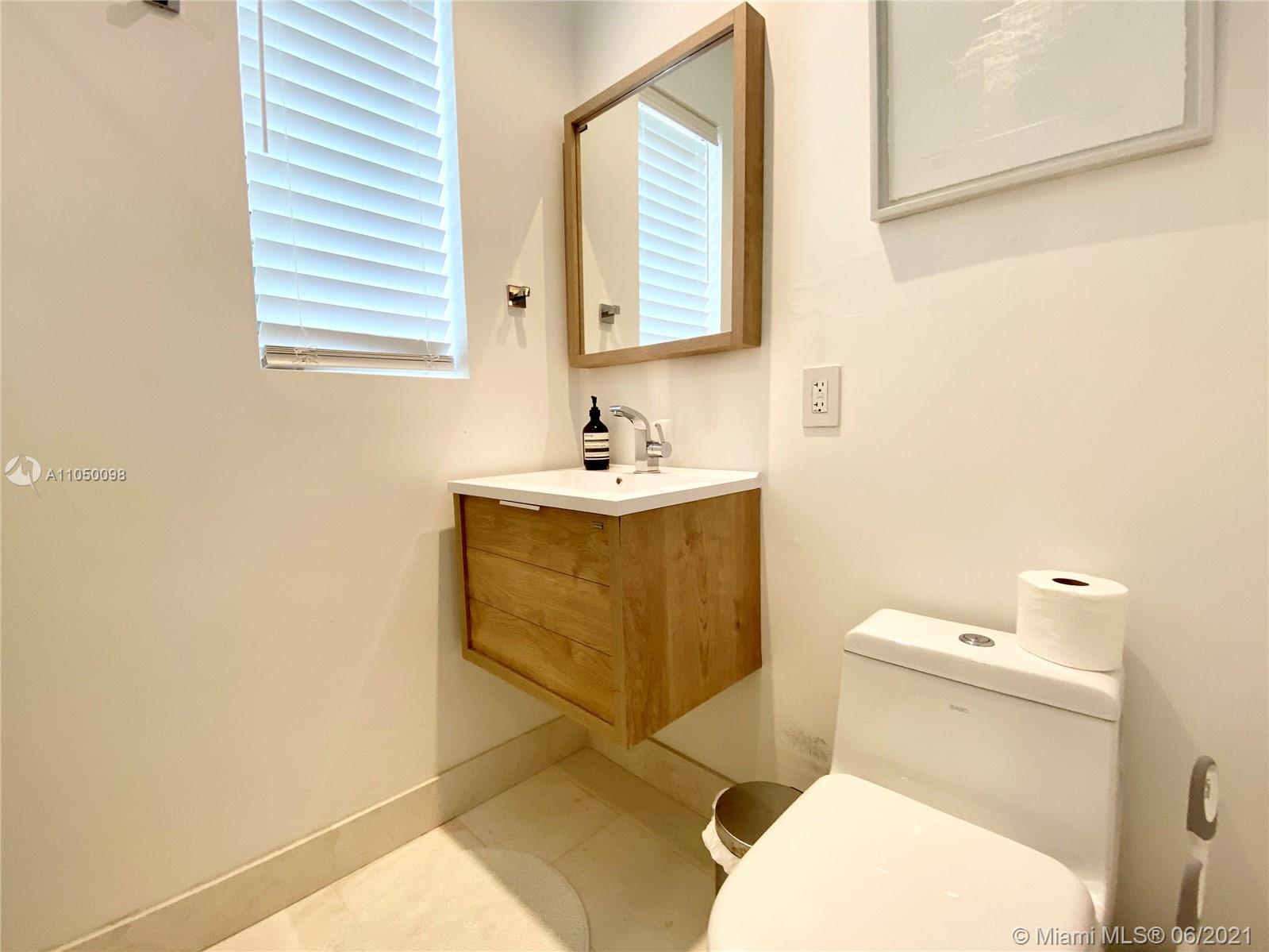 See details / 3268 sq. ft. $ 2021-06-01 0 Photo