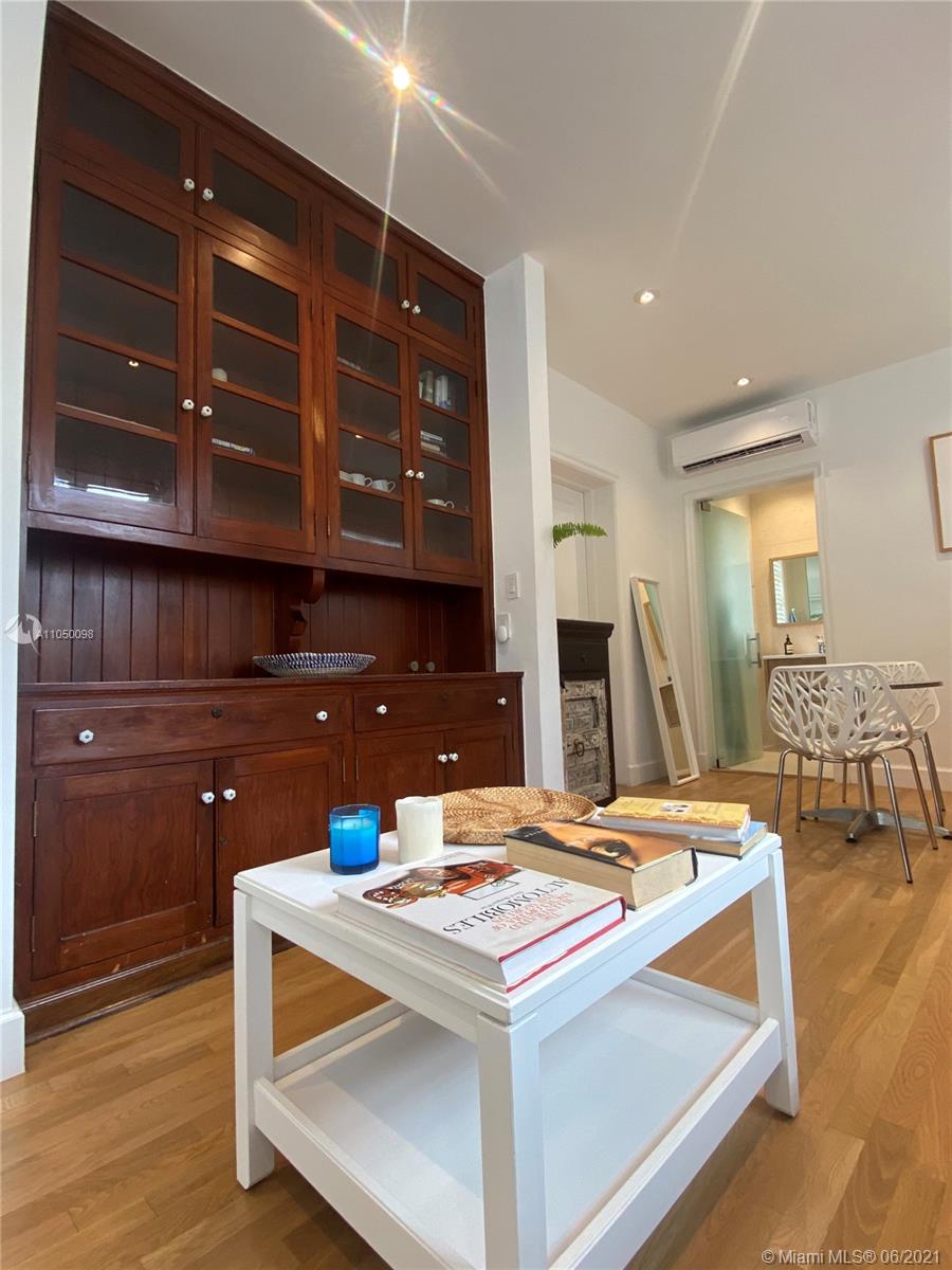 See details / 3268 sq. ft. $ 2021-06-01 0 Photo