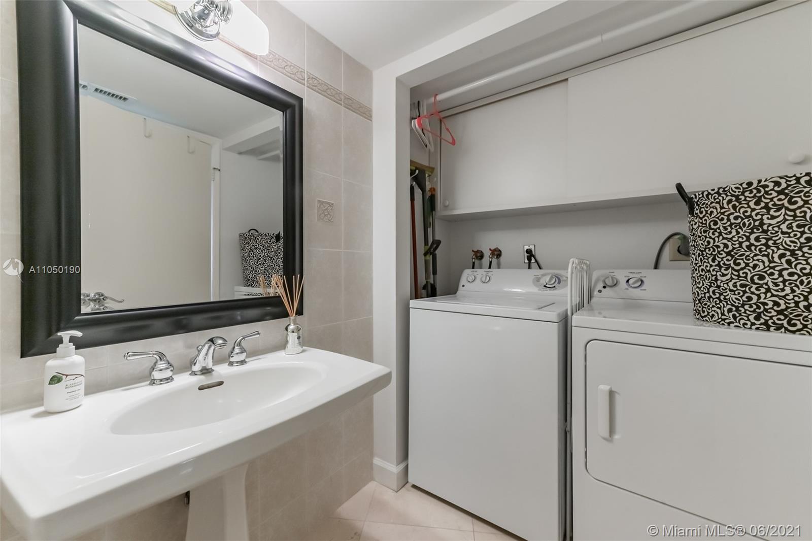 Photo of 3600 Mystic Pointe Dr #1416, Aventura, Florida, 33180 -