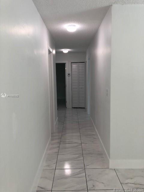 See details / 1945 sq. ft. $ 2021-06-01 0 Photo