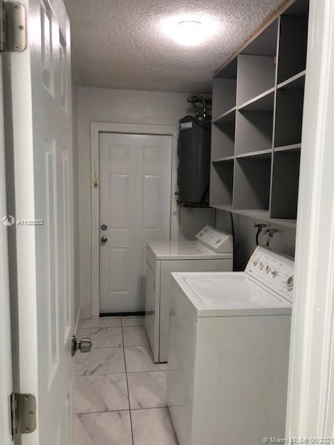 See details / 1945 sq. ft. $ 2021-06-01 0 Photo
