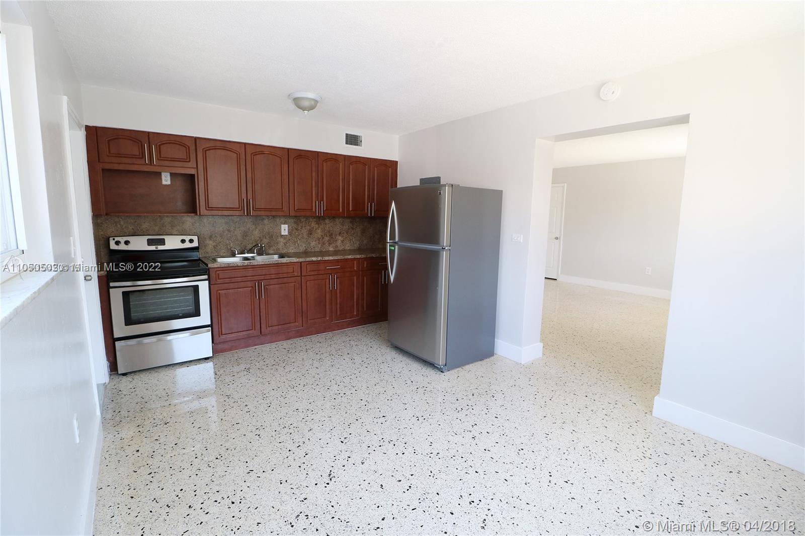 See details / 2427 sq. ft. $ 2021-06-01 0 Photo