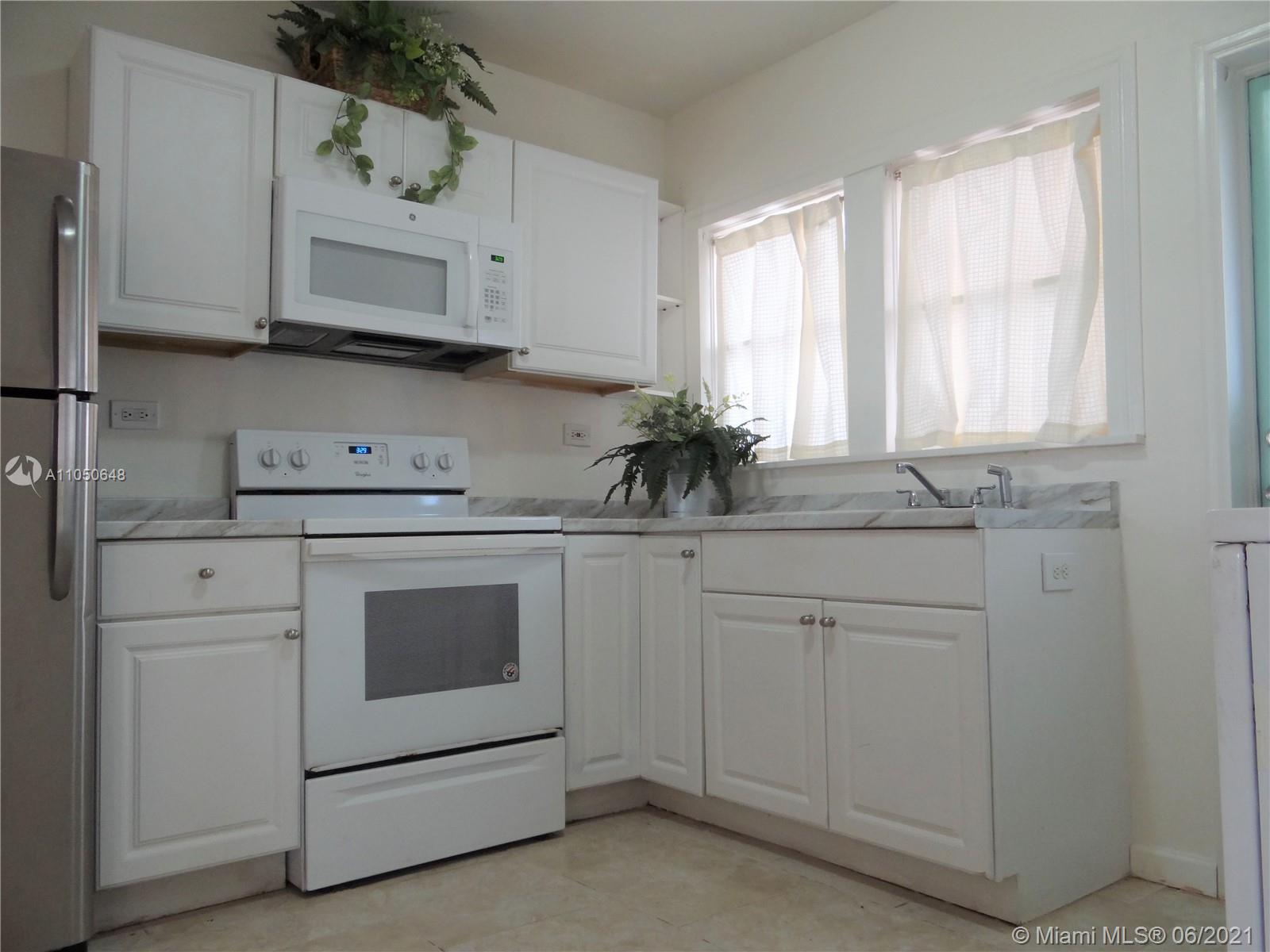 See details / 1347 sq. ft. $ 2021-06-01 0 Photo