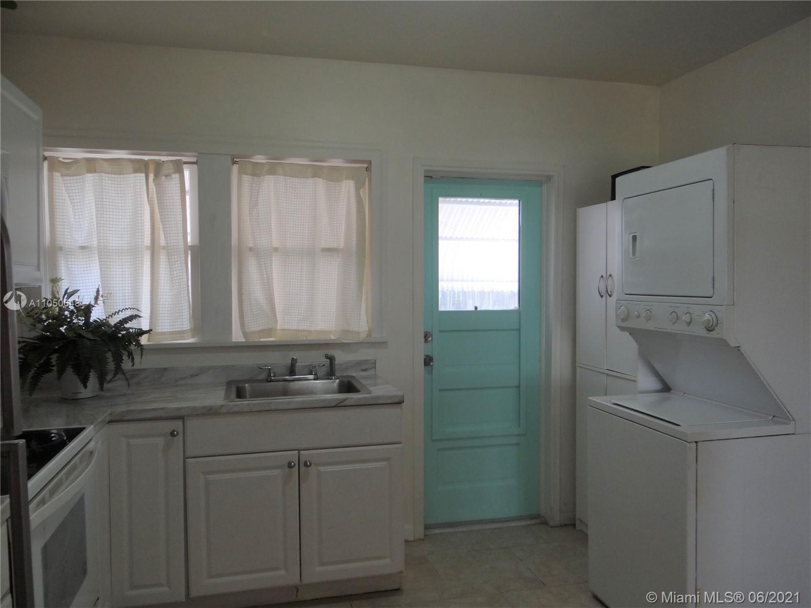 See details / 1347 sq. ft. $ 2021-06-01 0 Photo