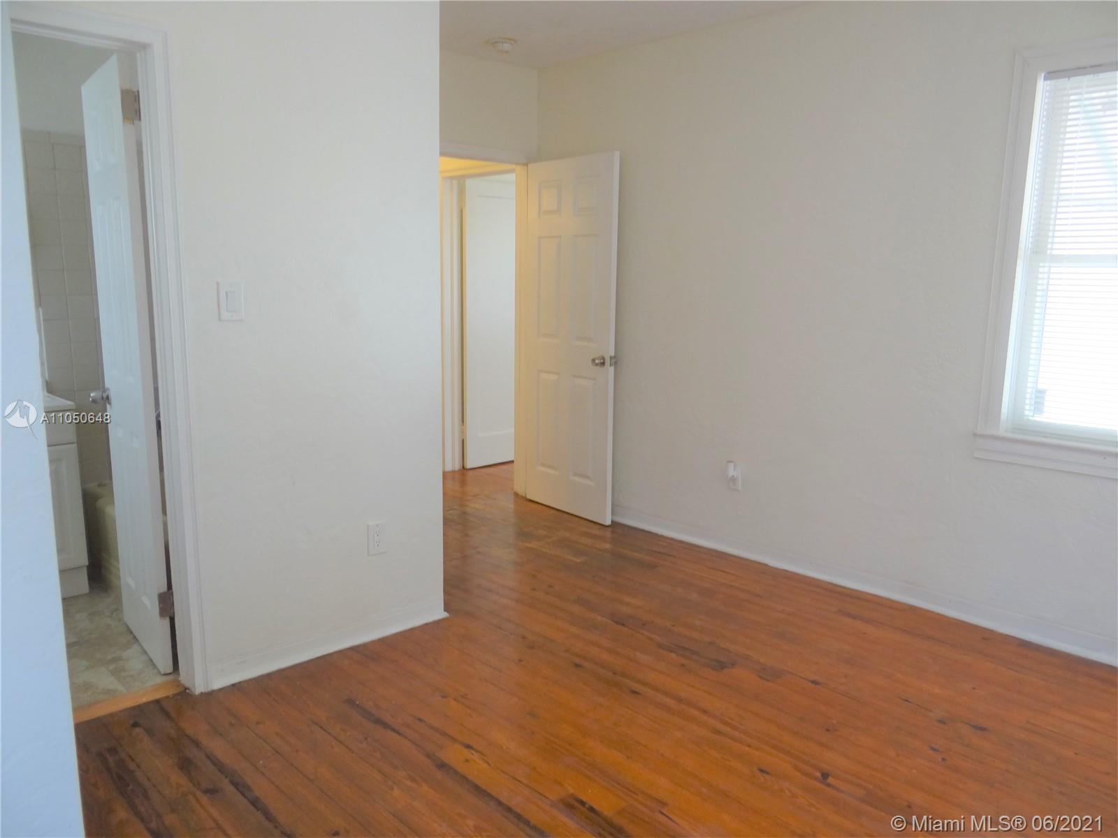See details / 1347 sq. ft. $ 2021-06-01 0 Photo