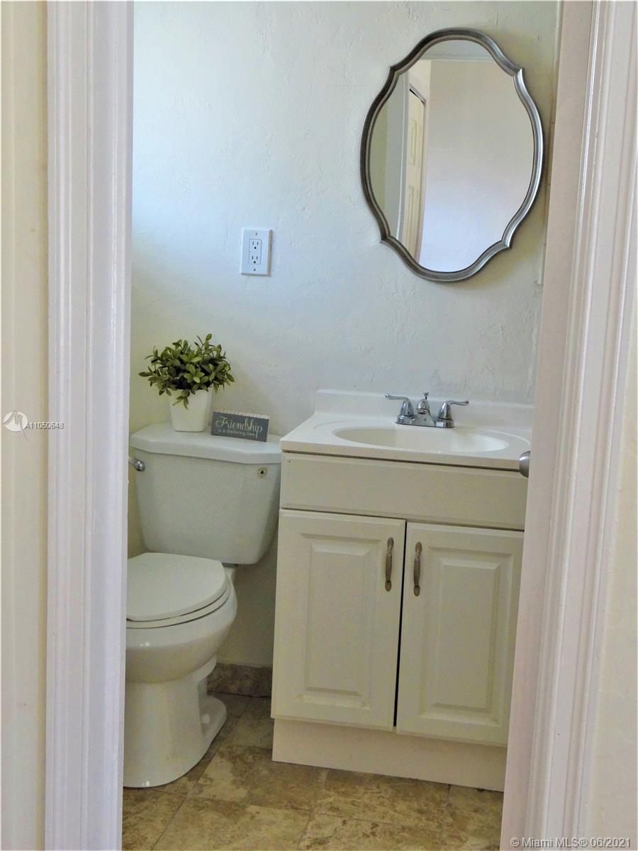 See details / 1347 sq. ft. $ 2021-06-01 0 Photo