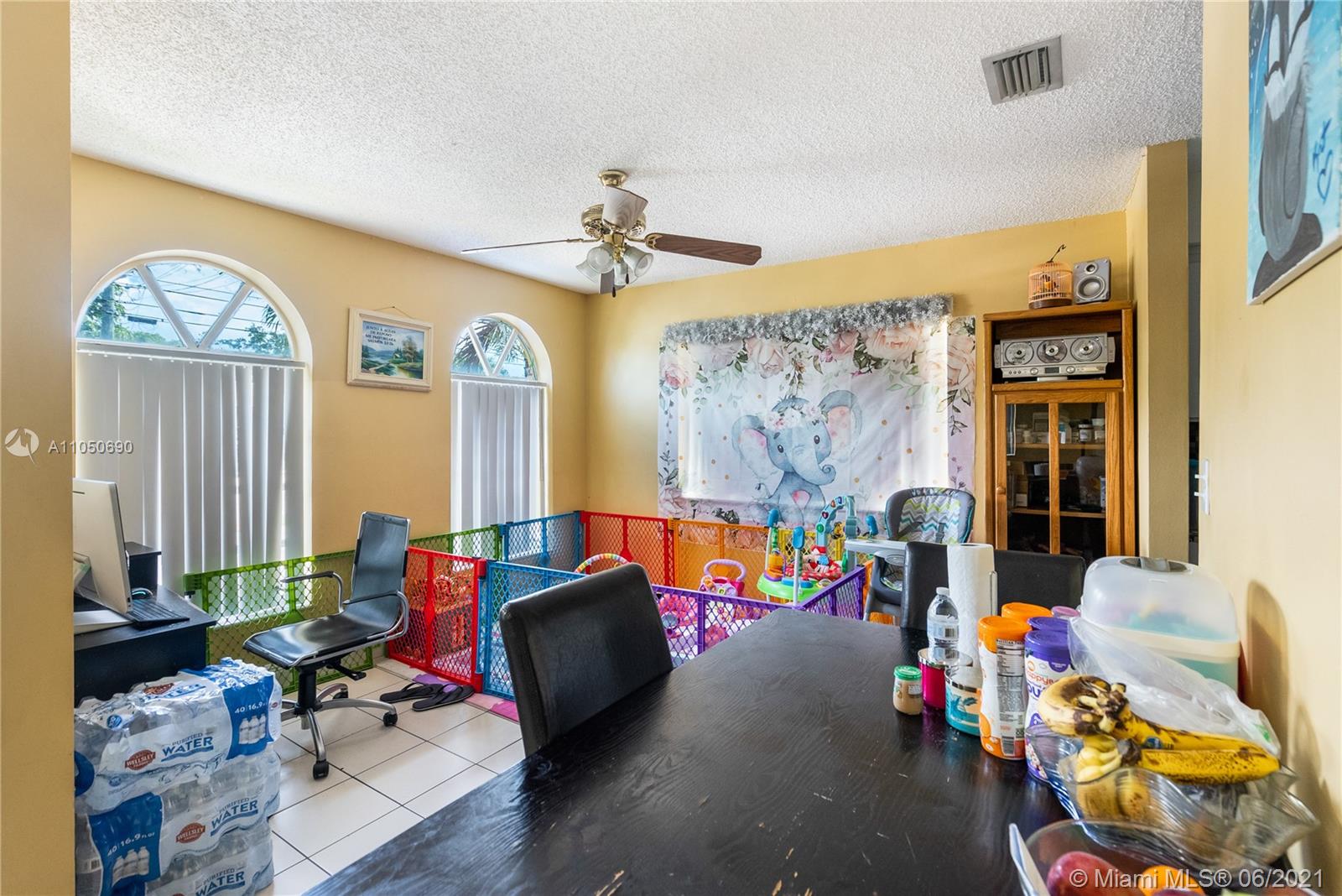 See details / 2957 sq. ft. $ 2021-06-21 0 Photo