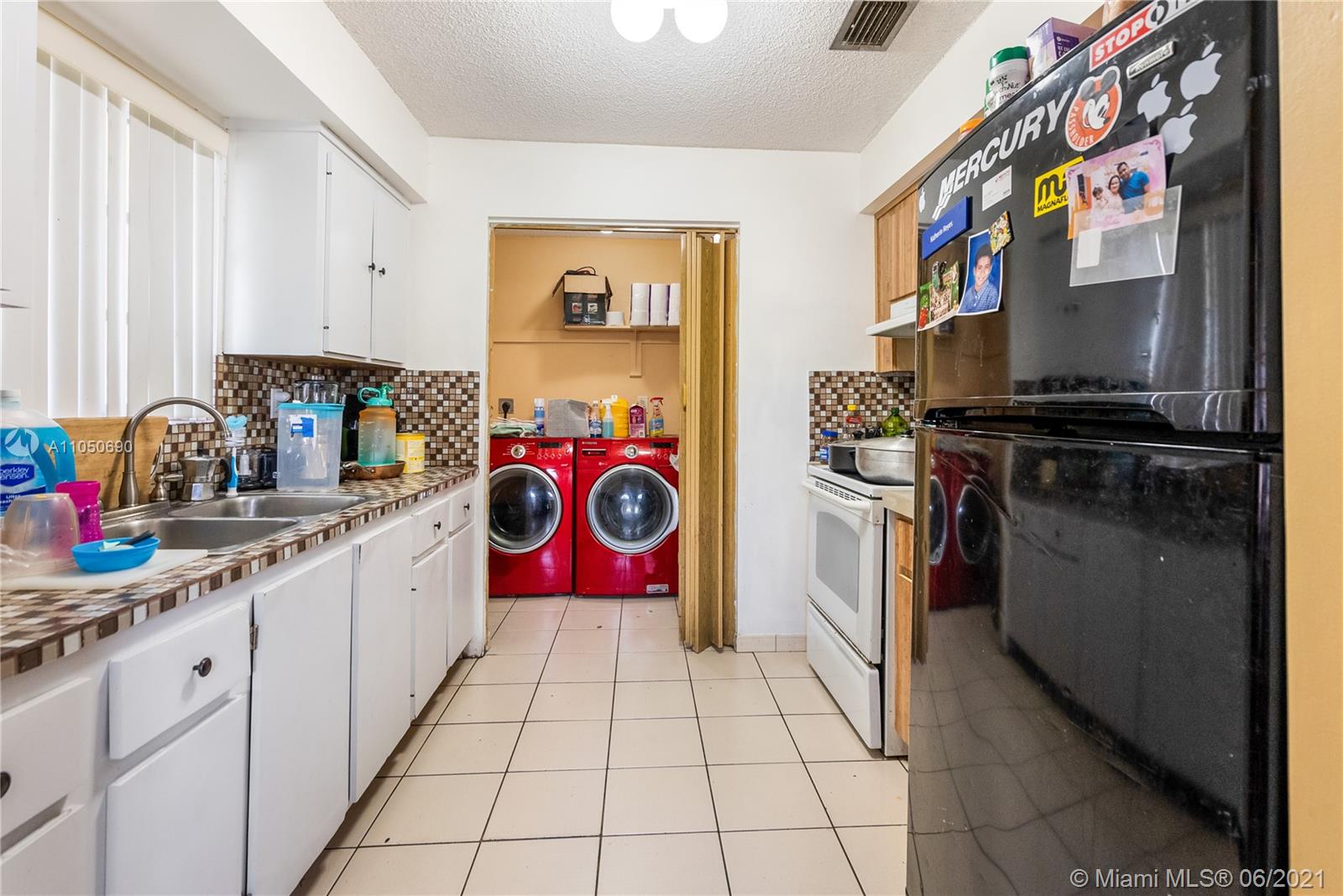 See details / 2957 sq. ft. $ 2021-06-21 0 Photo