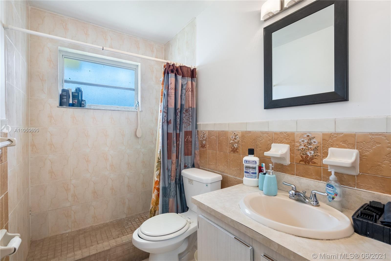 See details / 2957 sq. ft. $ 2021-06-21 0 Photo
