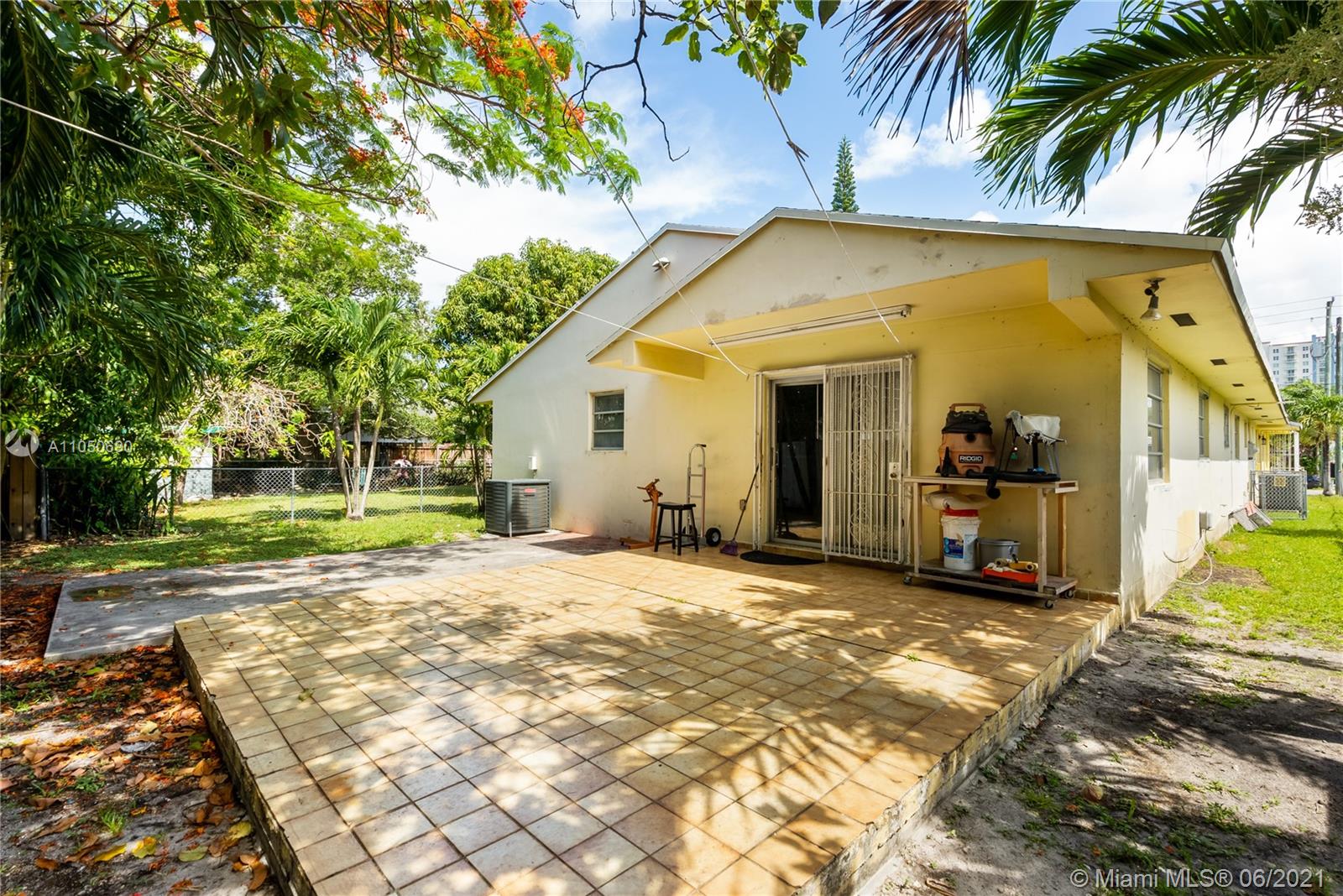 See details / 2957 sq. ft. $ 2021-06-21 0 Photo