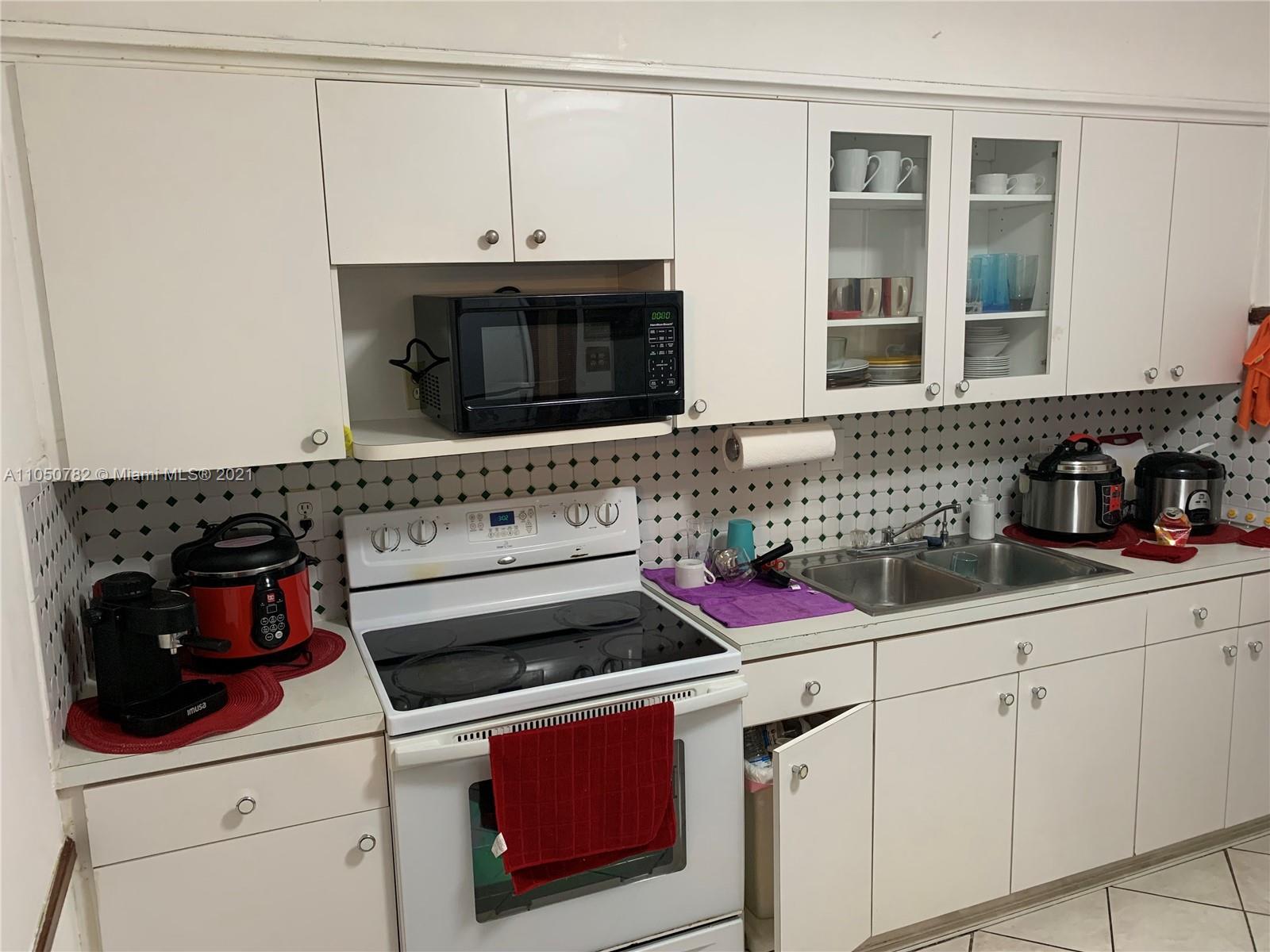 See details / 2468 sq. ft. $ 2021-06-02 0 Photo