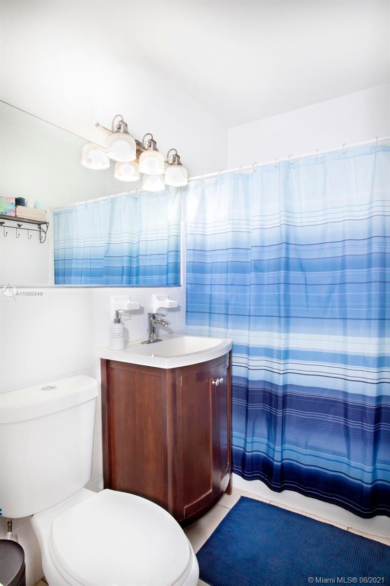 See details / 10880 sq. ft. $ 2021-06-02 0 Photo