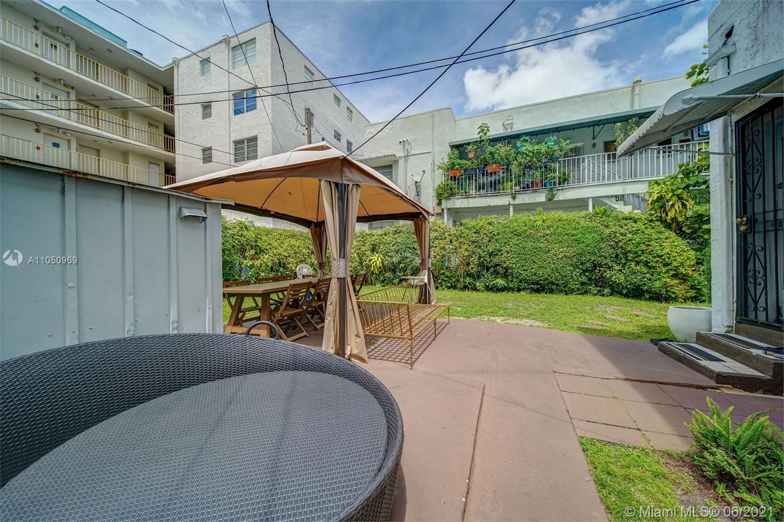 See details / 3581 sq. ft. $ 2021-06-02 0 Photo