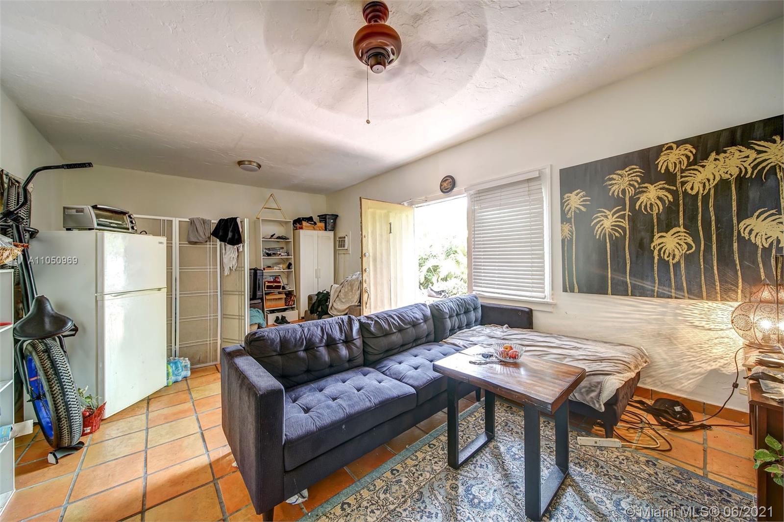 See details / 3581 sq. ft. $ 2021-06-02 0 Photo