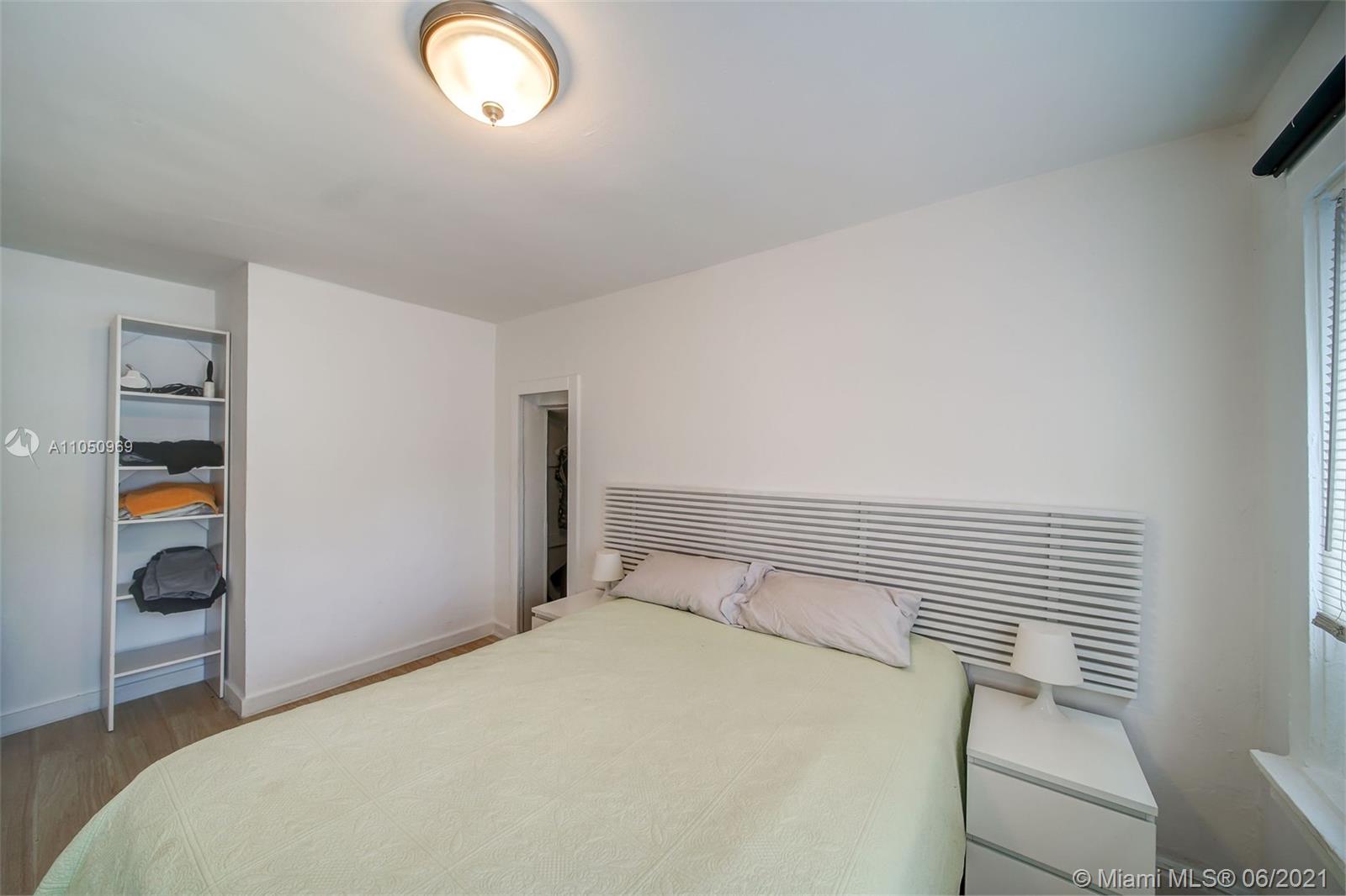See details / 3581 sq. ft. $ 2021-06-02 0 Photo