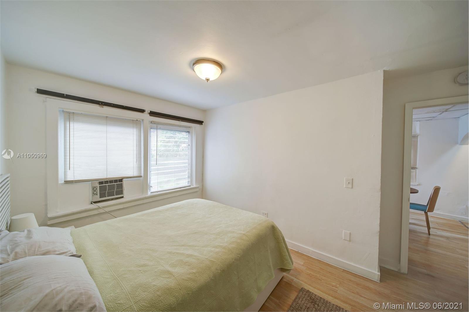 See details / 3581 sq. ft. $ 2021-06-02 0 Photo