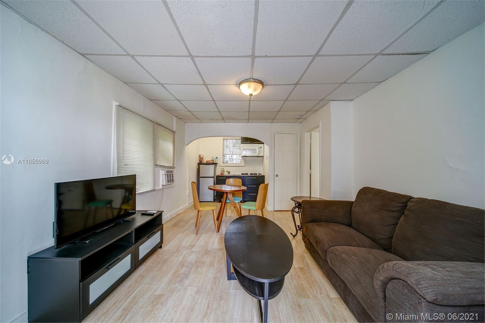 See details / 3581 sq. ft. $ 2021-06-02 0 Photo