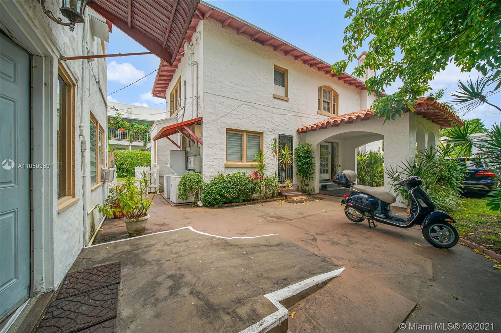 See details / 3581 sq. ft. $ 2021-06-02 0 Photo