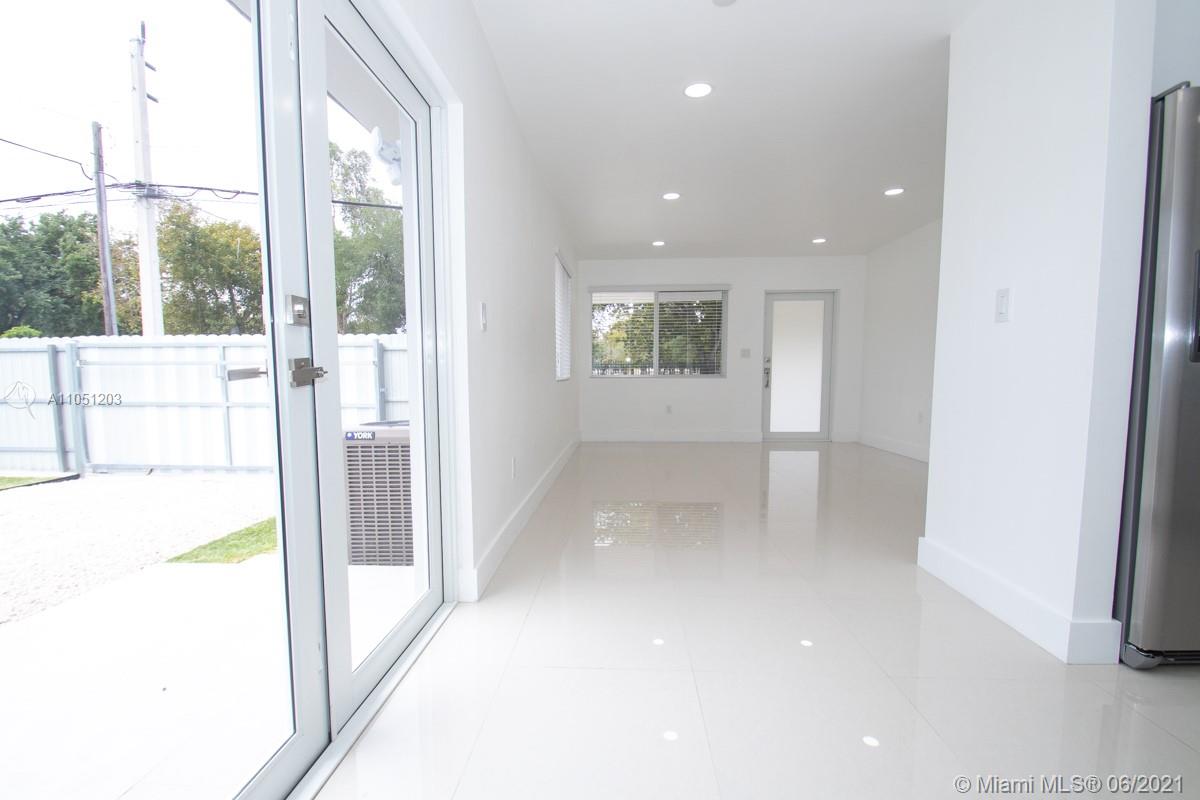 See details / 2250 sq. ft. $ 2021-06-02 0 Photo
