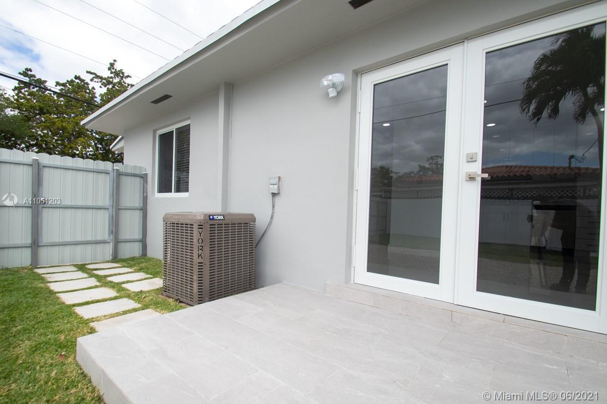 See details / 2250 sq. ft. $ 2021-06-02 0 Photo