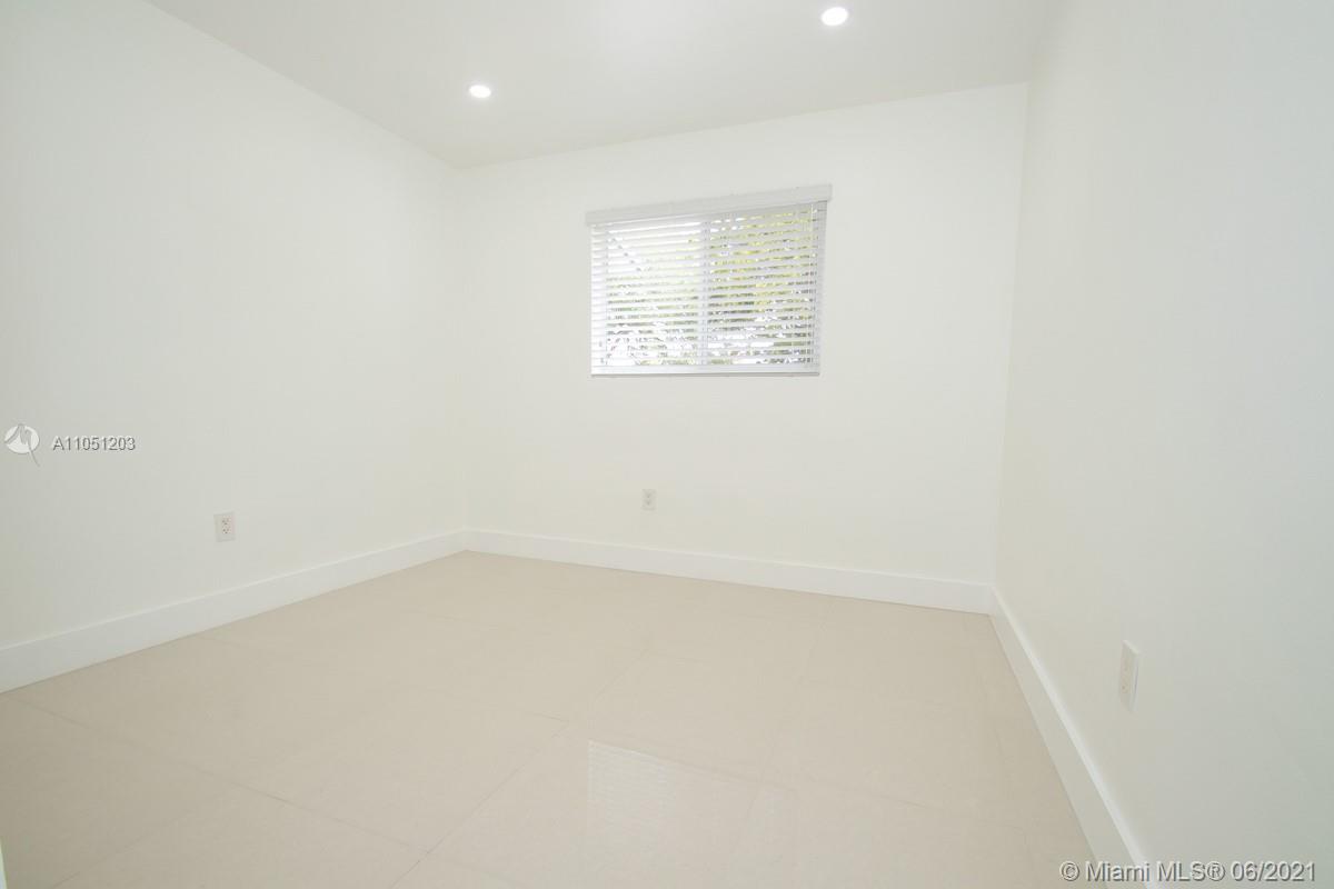 See details / 2250 sq. ft. $ 2021-06-02 0 Photo